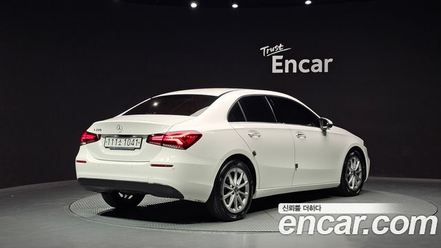 Mercedes-Benz A-Class W177 A220 Sedan - фото 1