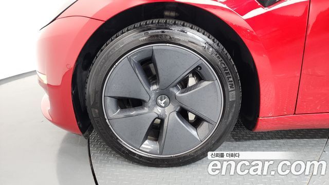 Tesla Model 3 Long Range AWD - фото 4