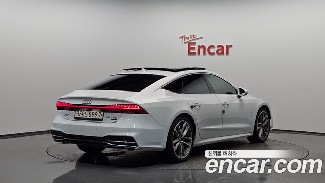 Audi A7 55 TFSI Quattro Premium - фото 0