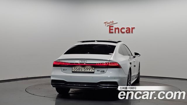 Audi A7 55 TFSI Quattro Premium - фото 2