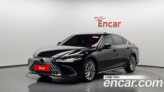Lexus ES 7-го поколения Executive - фото 0