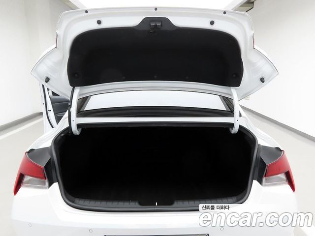 Hyundai Avante CN7, гибрид Smart - фото 4