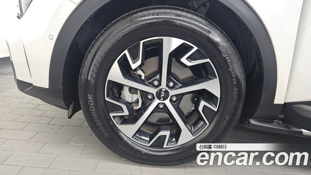 Kia Sportage 5-го поколения, гибрид Signature Gravity 2WD - фото 4