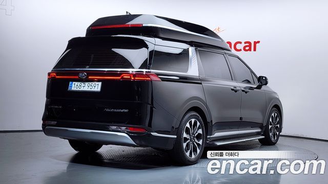Kia Carnival 4-го поколения Gasoline 7-Seater Hi-Limousine Signature - фото 0