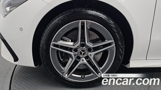 Mercedes-Benz CLA-Class C118 CLA250 4MATIC - фото 3