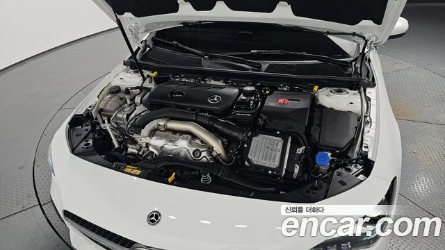 Mercedes-Benz CLA-Class C118 CLA250 4MATIC - фото 4