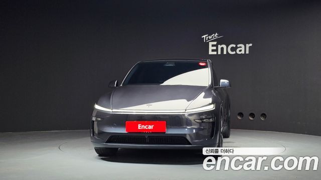 Tesla Model Y RWD - фото 2