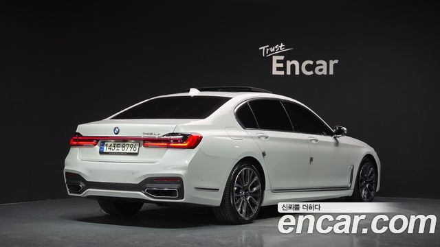 BMW 7-Series G11 745Le iPerformance M Sport - фото 1