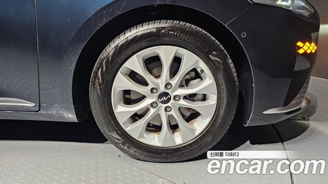 Kia K8 2.5 Gasoline 2WD Noblesse - фото 4