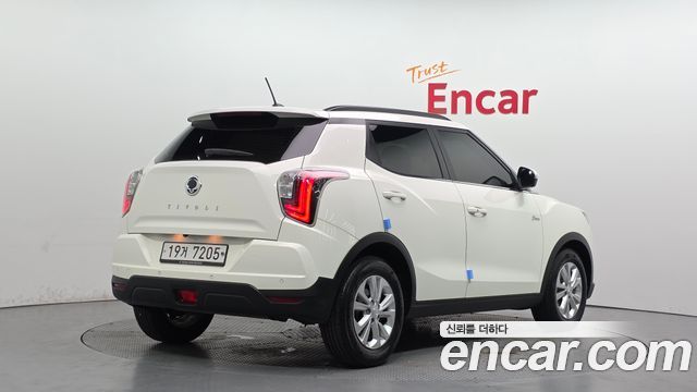 SsangYong Tivoli Gasoline 1.5 2WD V3 - фото 1