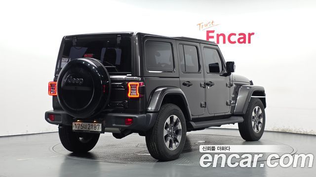 Jeep Wrangler JL 2.0 Overland 4Door - фото 1