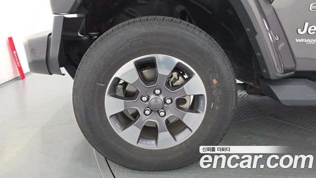 Jeep Wrangler JL 2.0 Overland 4Door - фото 4