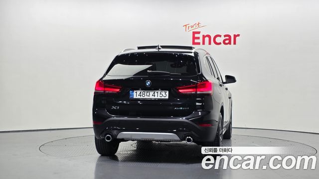 BMW X1 F48 xDrive 20i xLine - фото 3