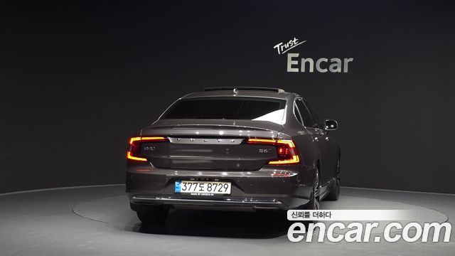 Volvo S90 B6 AWD Inscription - фото 3