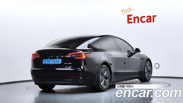 Tesla Model 3 Long Range AWD - фото 1