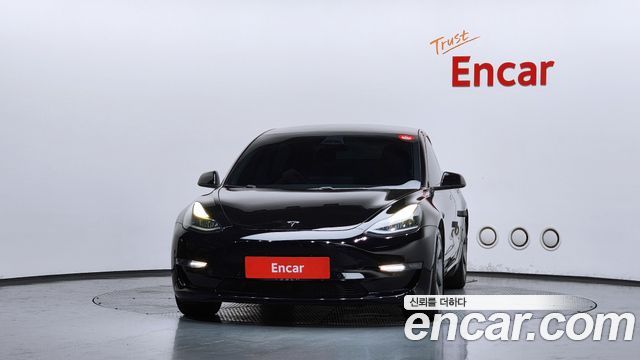 Tesla Model 3 Long Range AWD - фото 2