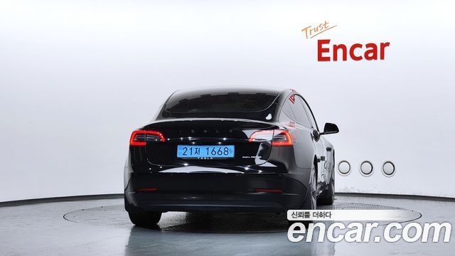 Tesla Model 3 Long Range AWD - фото 3