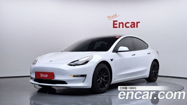 Tesla Model 3 Long Range AWD - фото 0