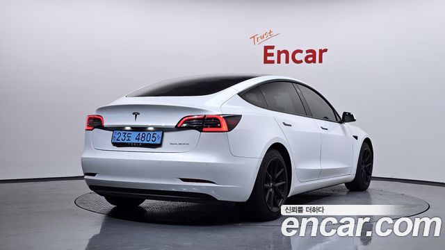 Tesla Model 3 Long Range AWD - фото 1
