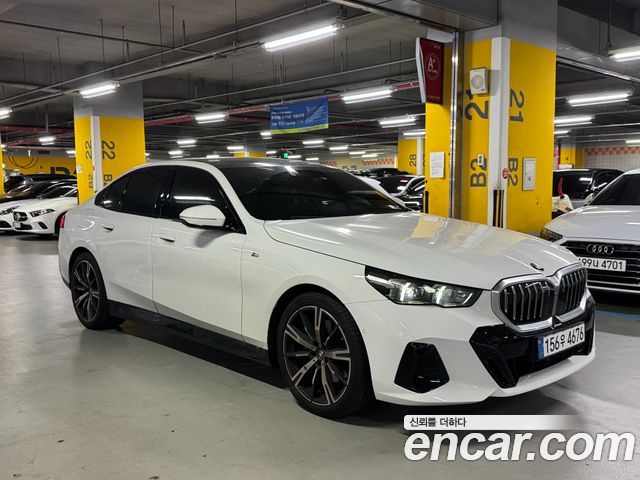 BMW 5-Series G60 530i xDrive M Sport - фото 2
