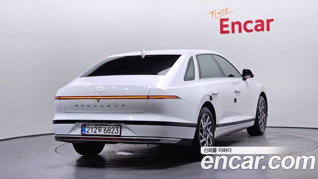 Hyundai Grandeur GN7, гибрид Exclusive - фото 1
