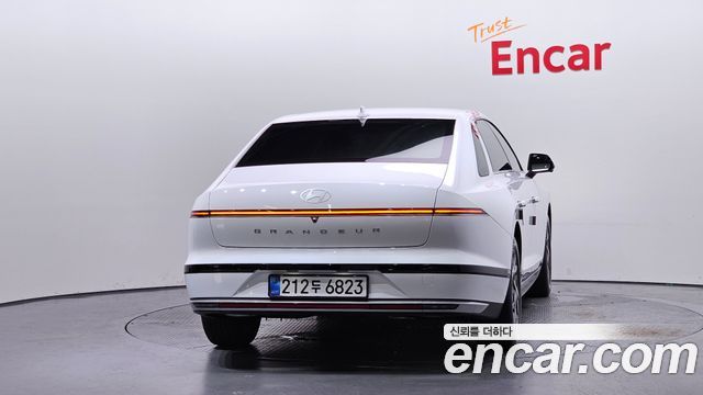 Hyundai Grandeur GN7, гибрид Exclusive - фото 3