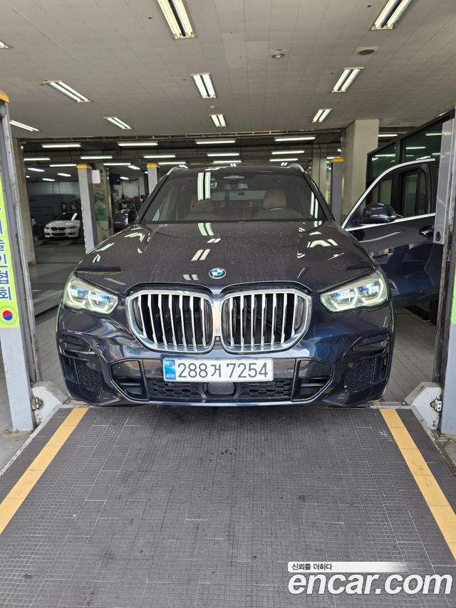 BMW X5 G05 xDrive 40i M Sport - фото 0