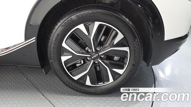 Kia EV6 Long Range Earth - фото 4