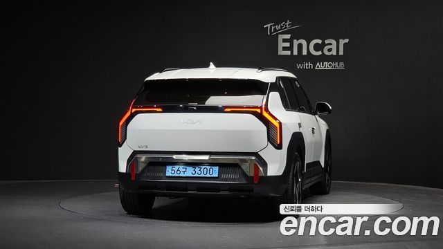 Kia EV3 Long Range 2WD Earth - фото 2