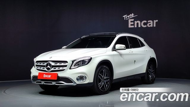 Mercedes-Benz GLA-Class X156 GLA220 Premium - фото 0