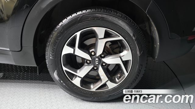Kia Sportage Diesel 2.0 2WD Trendy - фото 4