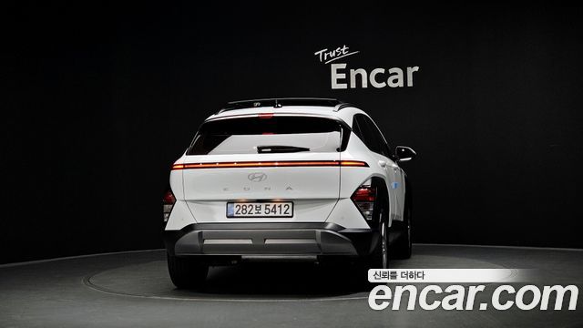 Hyundai Kona SX2, гибрид Premium - фото 3
