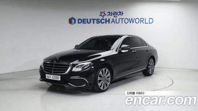 Mercedes-Benz E-Class W213 E400 4MATIC Exclusive - фото 0