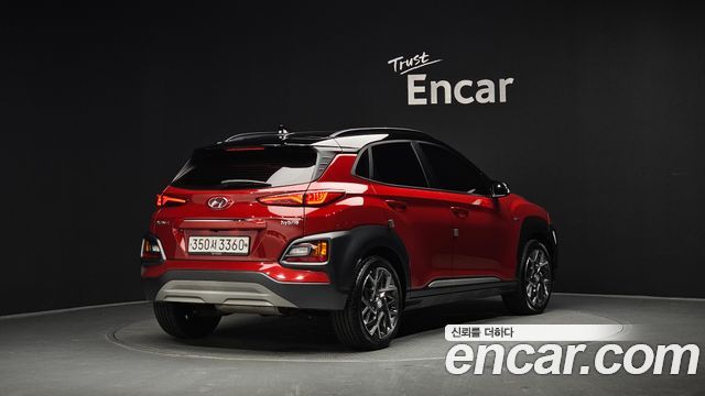 Hyundai Kona гибрид Premium Special - фото 1