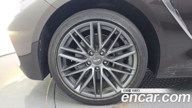 Genesis G70 2.0T AWD Supreme - фото 4