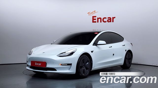 Tesla Model 3 Long Range AWD - фото 0