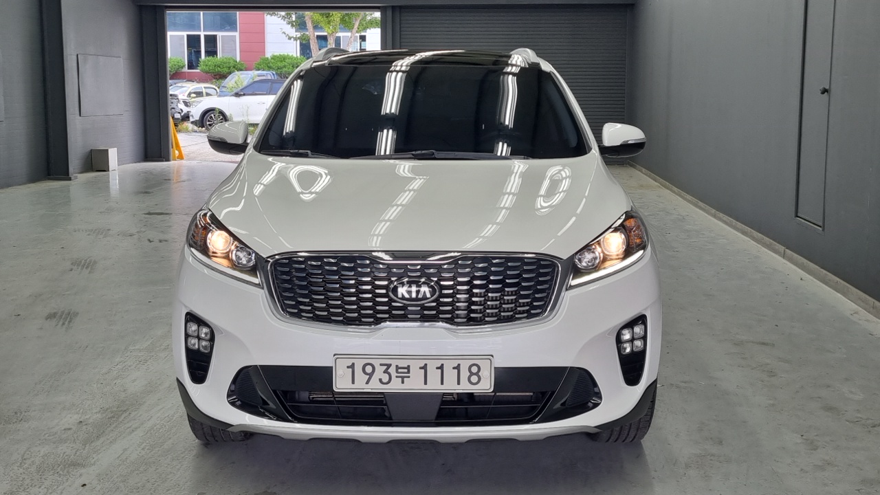 Kia Sorento Новый Diesel 2.0 2WD Prestige - фото 2