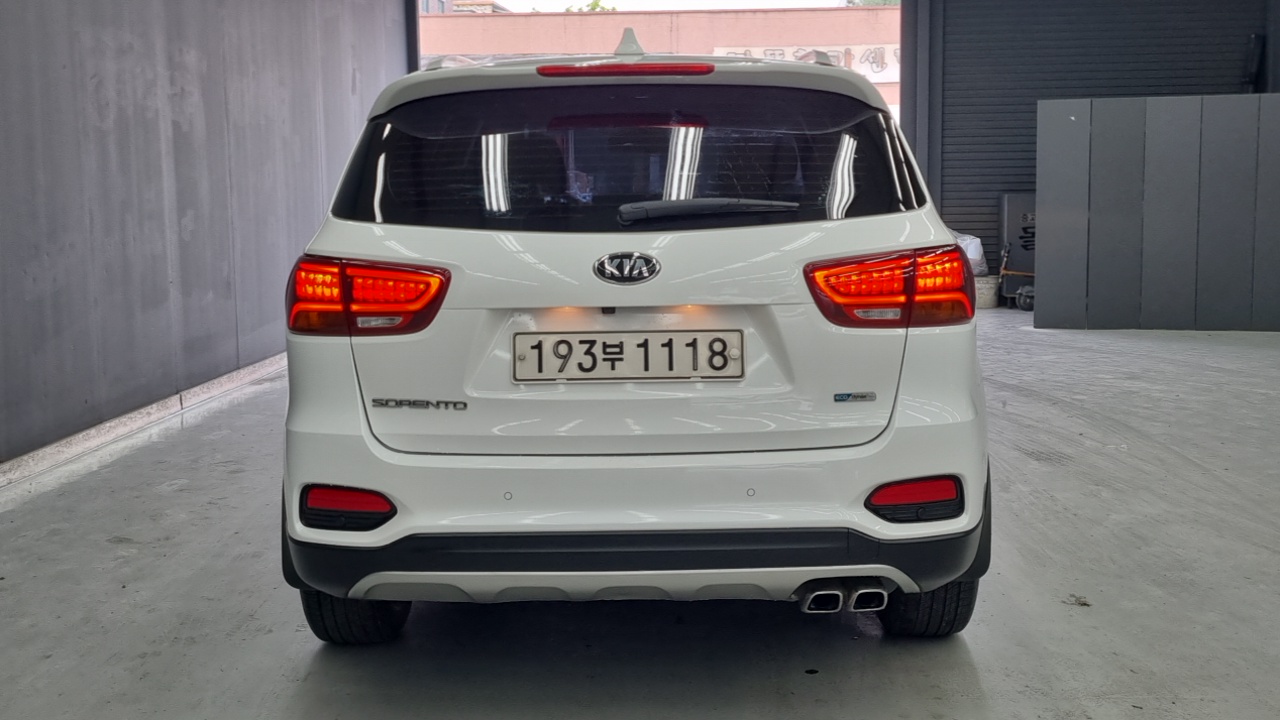 Kia Sorento Новый Diesel 2.0 2WD Prestige - фото 3