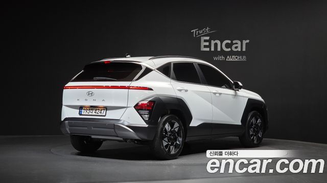 Hyundai Kona SX2, гибрид Inspiration - фото 1