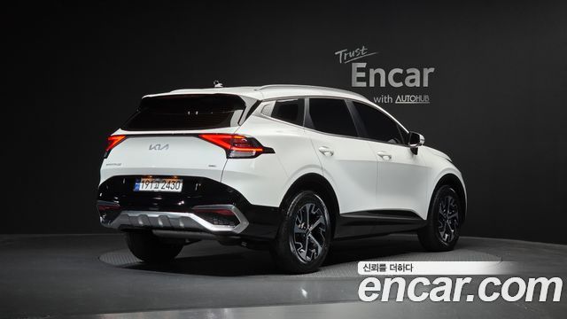 Kia Sportage 5-го поколения, гибрид Signature 2WD - фото 1