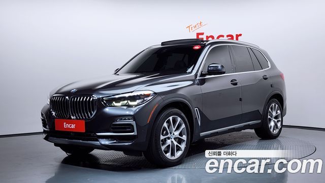 BMW X5 G05 xDrive 40i xLine - фото 0