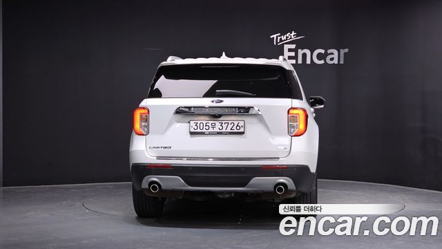 Ford Explorer 6-го поколения 2.3 LimIted 4WD - фото 2