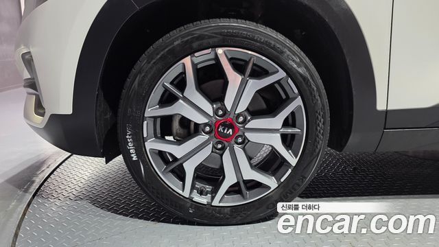 Kia Seltos Gasoline 1.6 Turbo 2WD Signature - фото 4