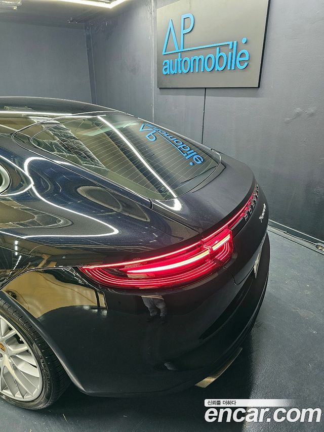 Porsche Panamera 3.0 AWD - фото 3