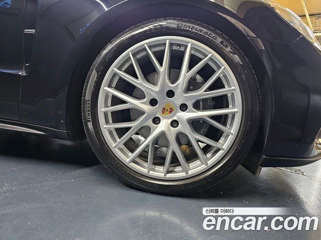 Porsche Panamera 3.0 AWD - фото 4