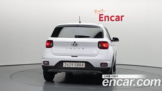 Hyundai Venue 1.6 Smart - фото 3