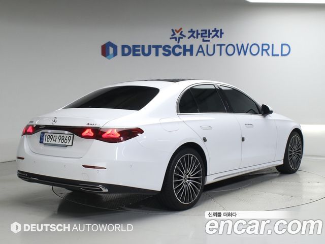 Mercedes-Benz E-Class W214 E450 4MATIC Exclusive - фото 1