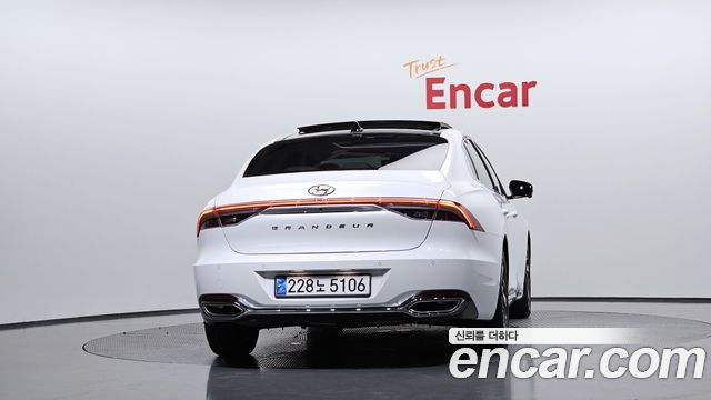 Hyundai Grandeur Новый IG, гибрид Le Blanc - фото 3