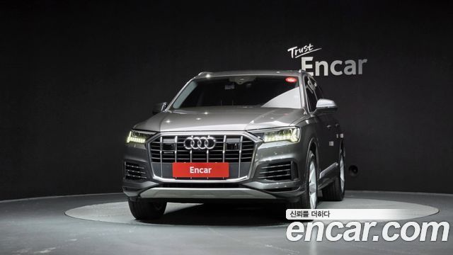 Audi Q7 45 TDI Quattro - фото 2