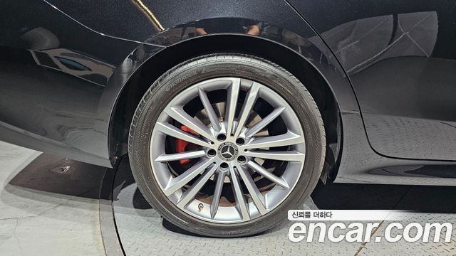 Mercedes-Benz CLS-Class C257 CLS400d 4MATIC - фото 4